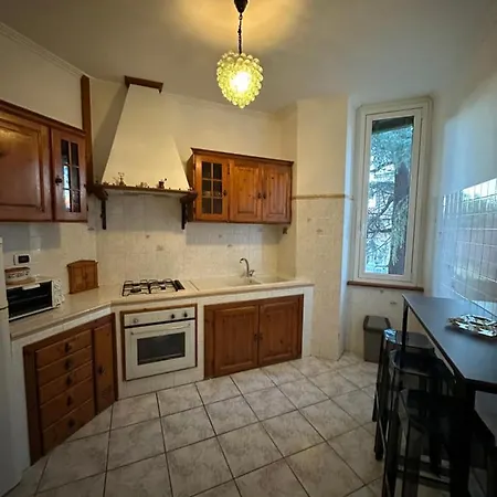 Ginny's Apartman